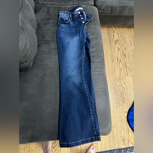 Kancan button fly flares.